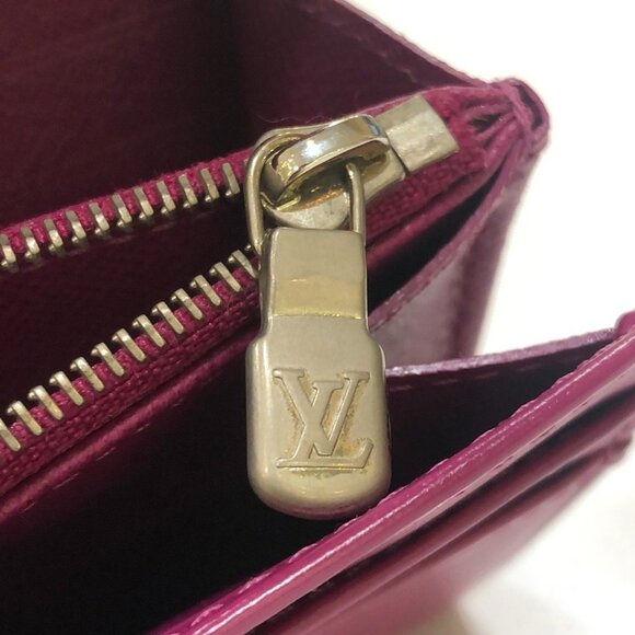 LOUIS VUITTON Purple Leather Wallet - Picture 10 of 11